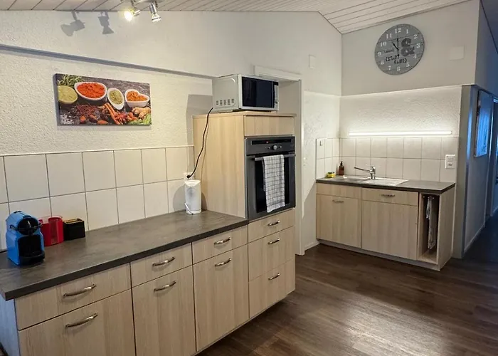 Comfortable Close To Slopes Apartment *