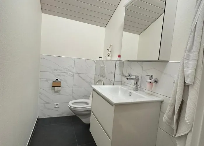 Comfortable Close To Slopes Apartment *